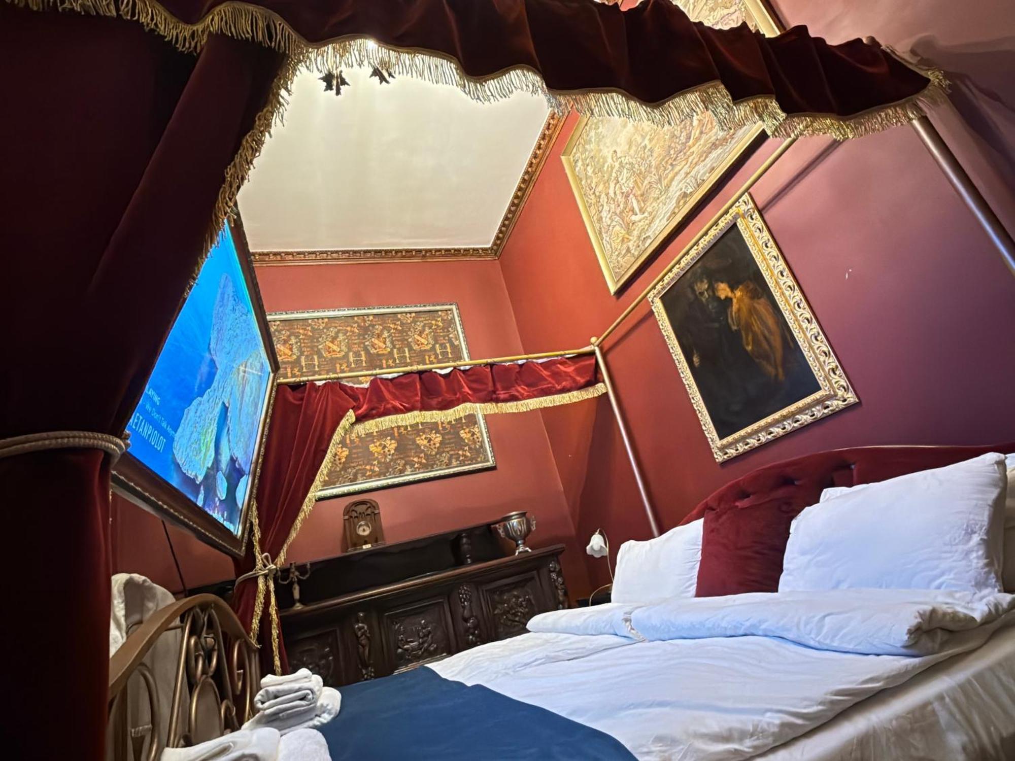 Classic Love Story In Old Cluj I Εξωτερικό φωτογραφία